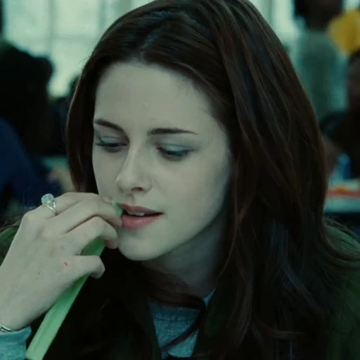 🏊‍♀ Стикер «Kristen Stewart» для Telegram