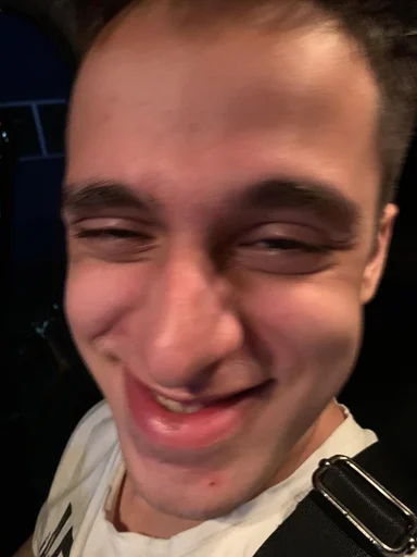 🤪 Стикер «kulichsdoh» для Telegram
