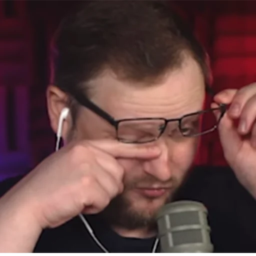 🤩 Стикер «50 оттенков куплинова» для Telegram