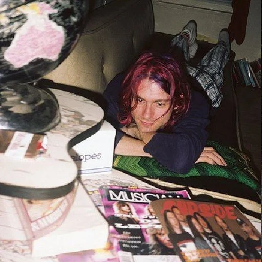 🤩 Стикер «Kurt Cobain 2» для Telegram