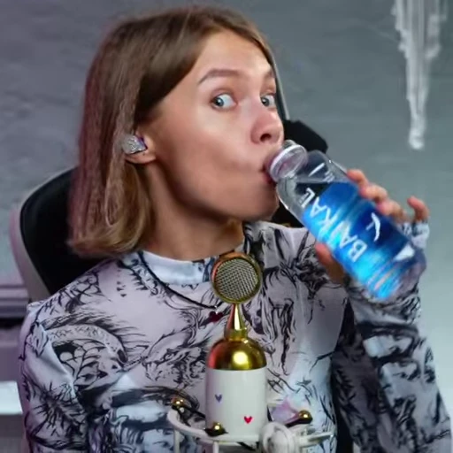 🥤 Стикер «квашеная саша» для Telegram