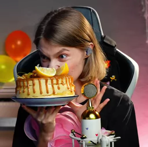 🎂 Стикер «квашеная саша» для Telegram