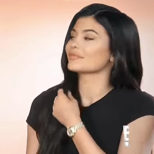 😐 Стикер «Kylie Jenner» для Telegram