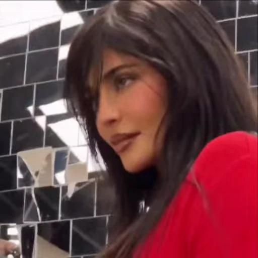 🧡 Стикер «Kylie Jenner Кайли Дженнер» для Telegram
