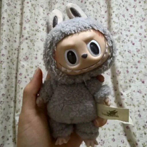 😵 Стикер «Labubu» для Telegram