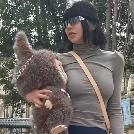 💁‍♀️ Стикер «Labubu» для Telegram