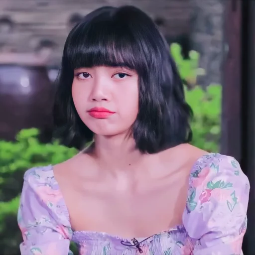 😔 Стикер «lalisa / Blackpink» для Telegram