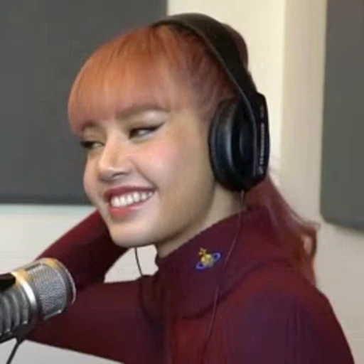 😐 Стикер «Lalisa» для Telegram