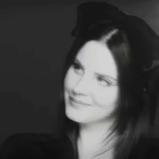 ☺️ Стикер «Lana Del Rey» для Telegram