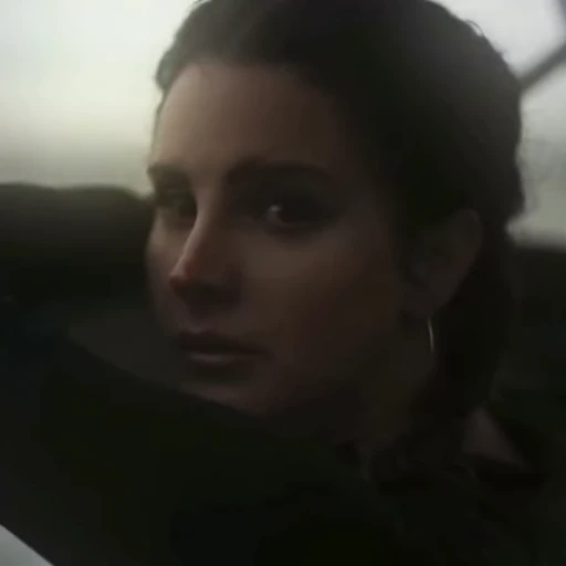 😢 Стикер «Lana Del Rey» для Telegram