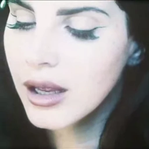 🤫 Стикер «Lana Del Rey» для Telegram