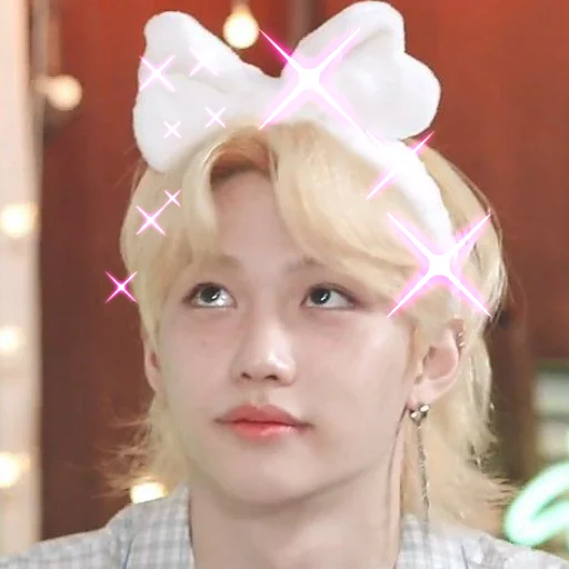 🎀 Стикер «Lee Felix...» для Telegram