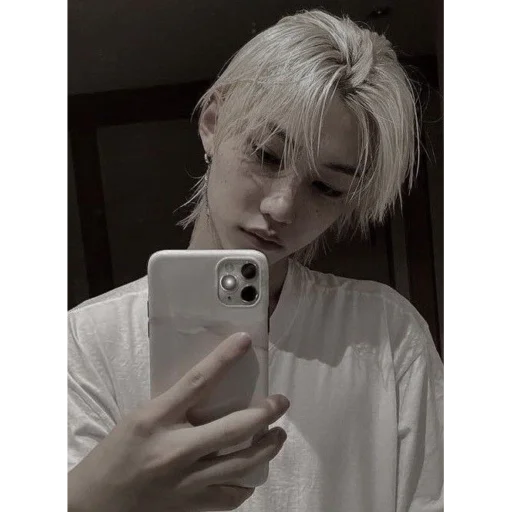 📱 Стикер «Lee Felix...» для Telegram