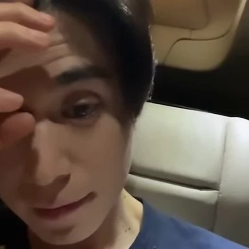 🧦 Стикер «lee dong wook» для Telegram