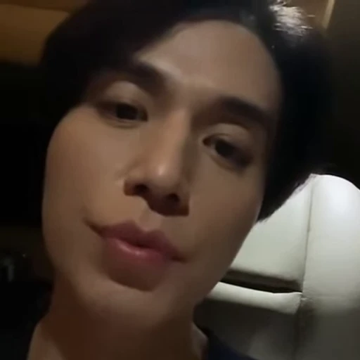 🧦 Стикер «lee dong wook» для Telegram
