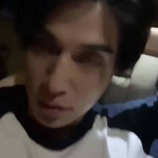 🧦 Стикер «lee dong wook» для Telegram