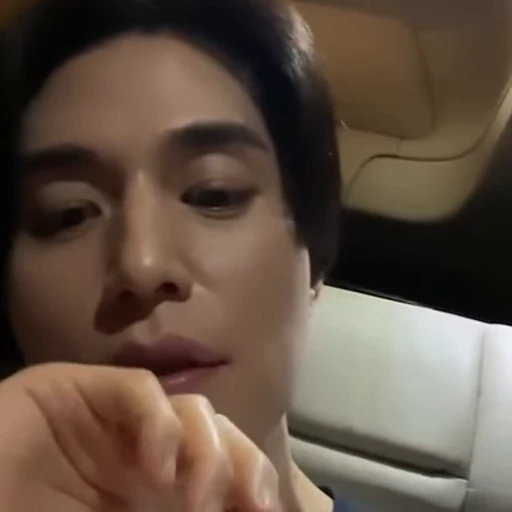 🧦 Стикер «lee dong wook» для Telegram