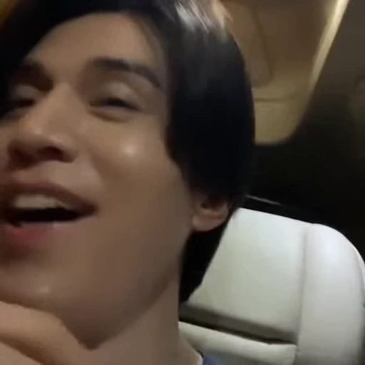 🧦 Стикер «lee dong wook» для Telegram