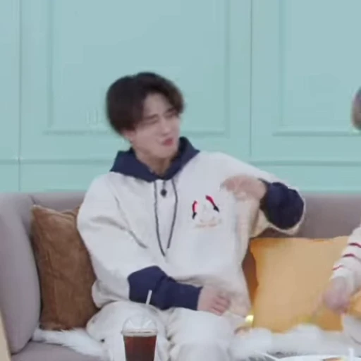 🍥 Стикер «MinSung» для Telegram