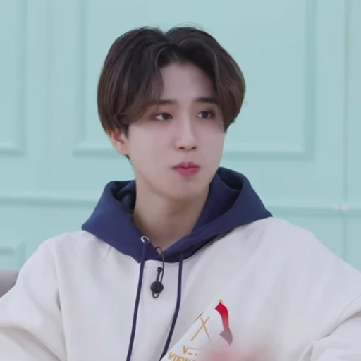 🍥 Стикер «MinSung» для Telegram