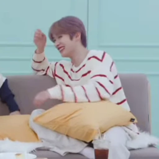🍥 Стикер «MinSung» для Telegram
