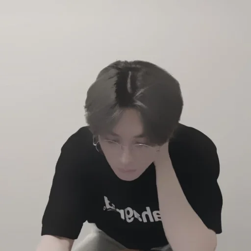 😤 Стикер «lee minho» для Telegram