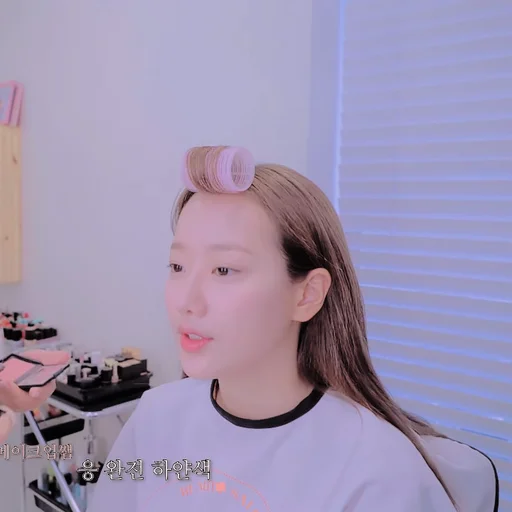 🩰 Стикер «Lee Naeun» для Telegram