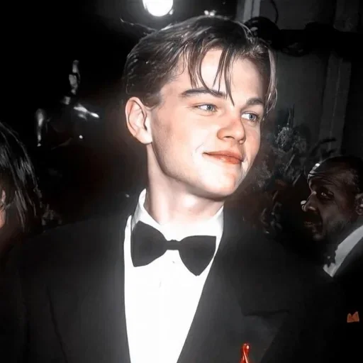 🙂 Стикер «Leo Dicaprio 90s» для Telegram
