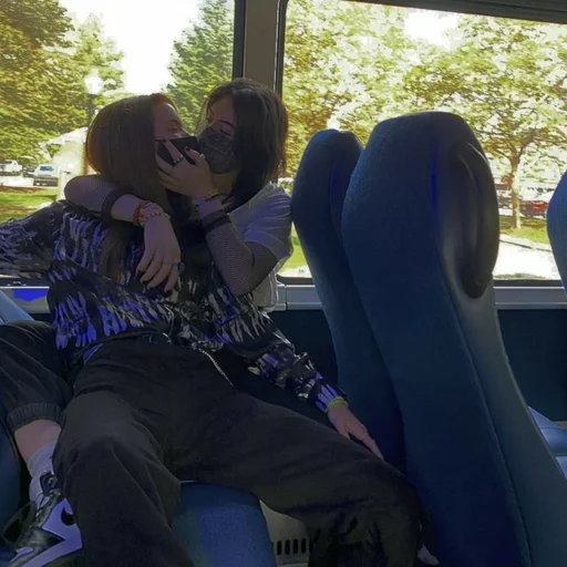 🤍 Стикер «lesbians» для Telegram