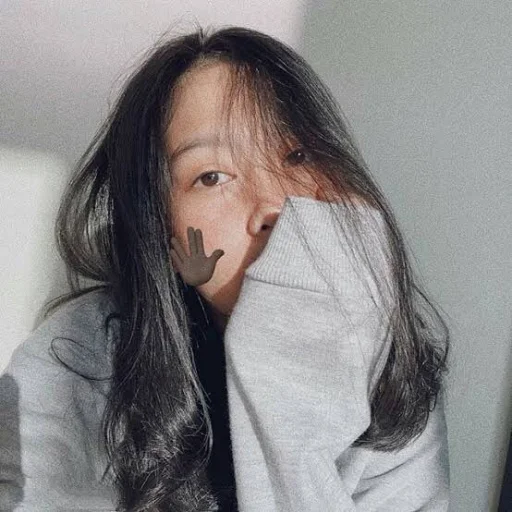😶 Стикер «lia cias» для Telegram