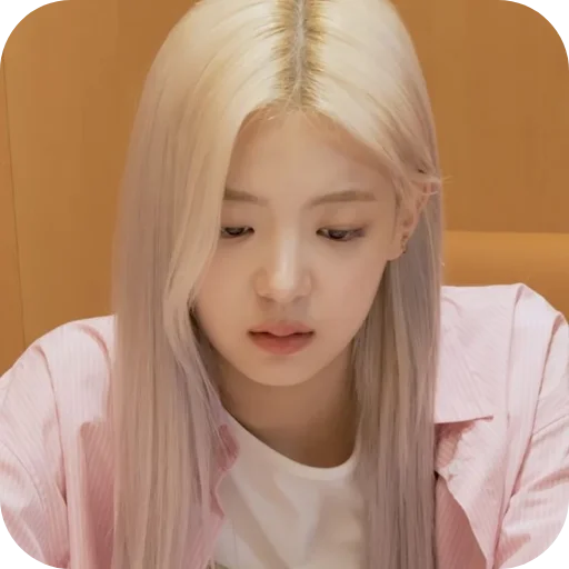 💇 Стикер «Lia Itzy» для Telegram