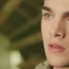 🤩 Эмодзи «⠀⠀ ⠀ ⠀Лиам Данбар» для Telegram