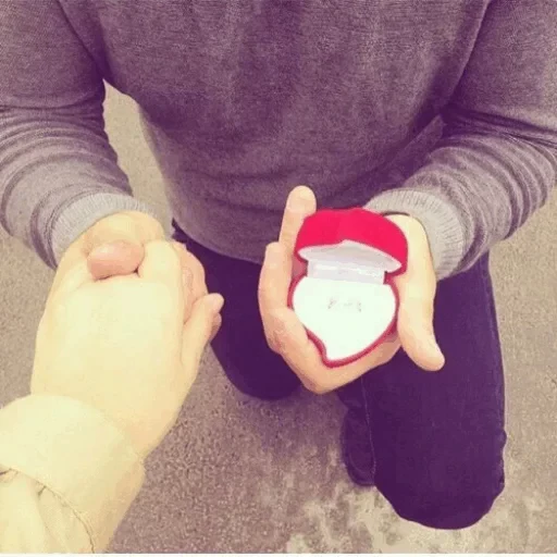 😍 Стикер «Life is too short» для Telegram