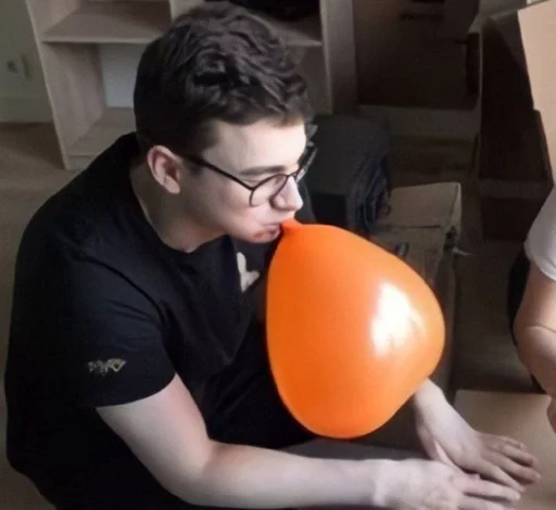 😰 Стикер «максифилис» для Telegram