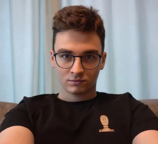 😐 Стикер «максифилис» для Telegram