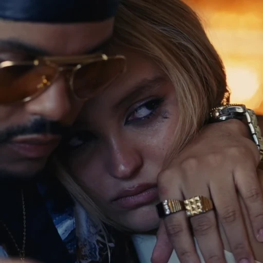🩷 Стикер «Lily Depp» для Telegram