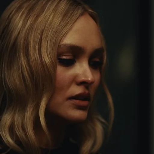 🩷 Стикер «Lily Depp» для Telegram