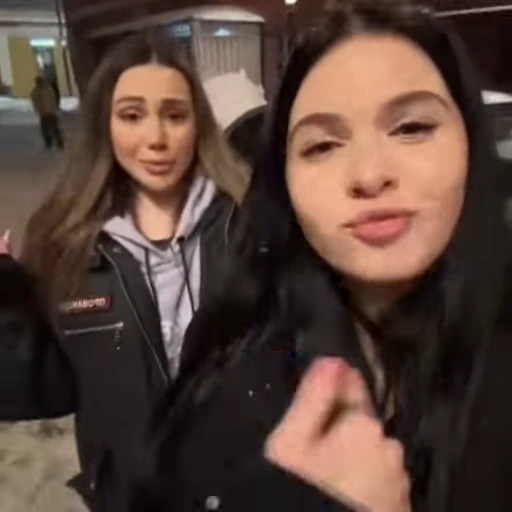 🙂 Стикер «Лунаком» для Telegram