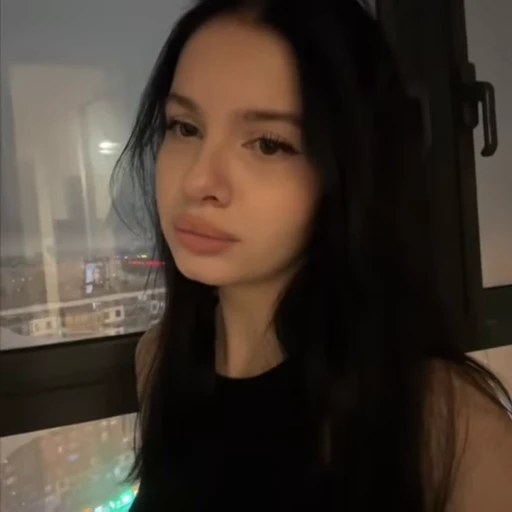 😔 Стикер «Лунаком» для Telegram