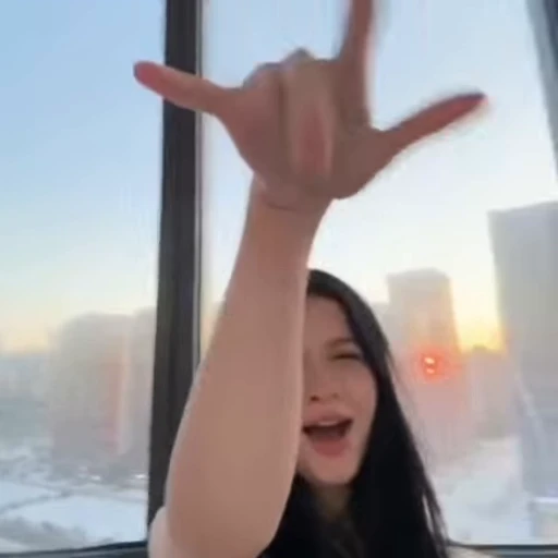 🤠 Стикер «Лунаком» для Telegram