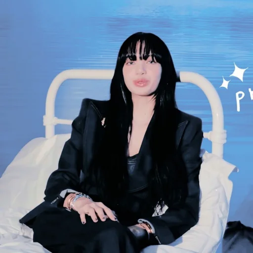 🥏 Стикер «lisa blackpink» для Telegram