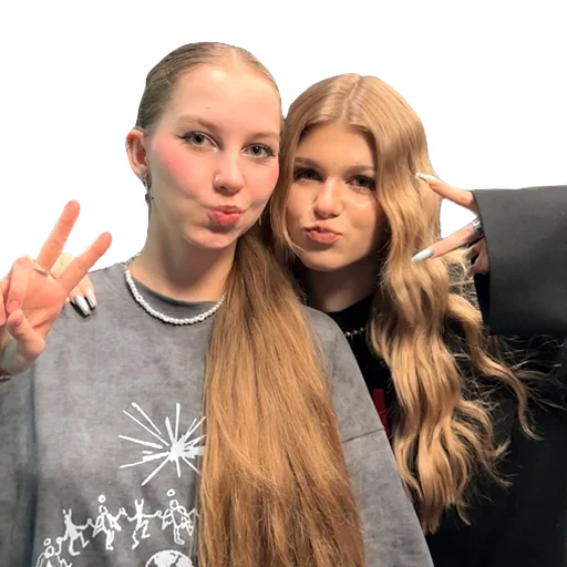 ⭐️ Стикер «Лизка и Глебикс» для Telegram