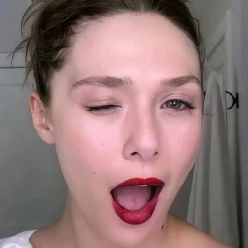 😉 Стикер «лиззи икона» для Telegram