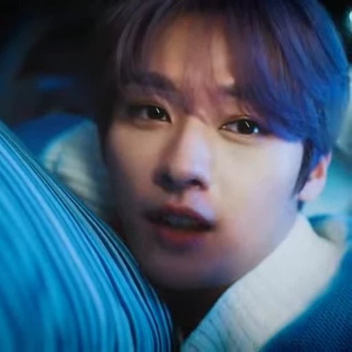 📒 Стикер «Cutie Lee know» для Telegram