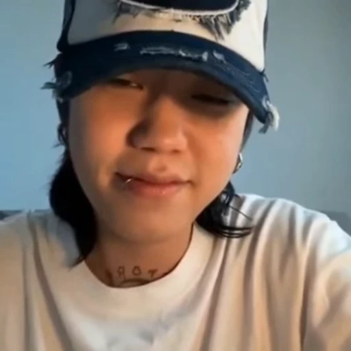 🖤 Стикер «bloo» для Telegram