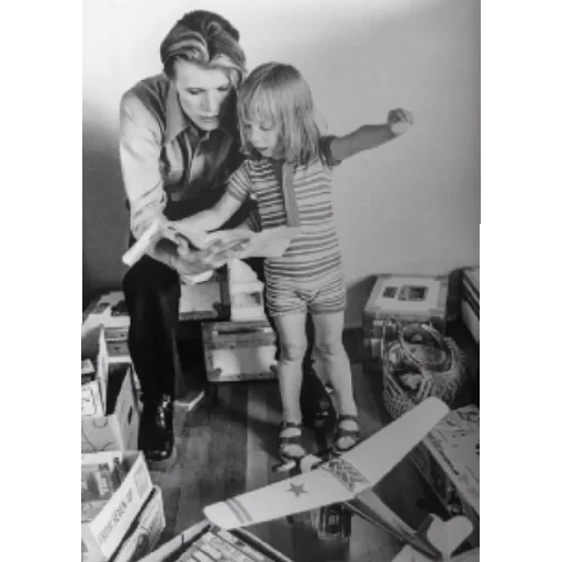 👨‍👧 Стикер «Love david bowie» для Telegram