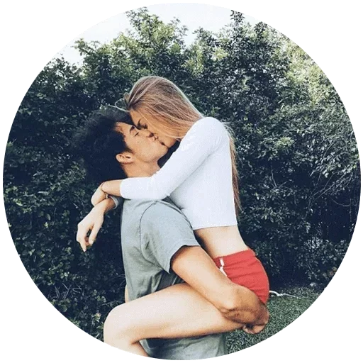 😘 Стикер «Love is Love» для Telegram