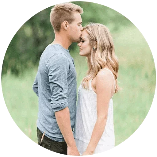 😘 Стикер «Love is Love» для Telegram
