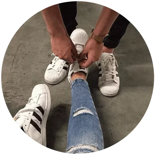 😘 Стикер «Love is Love» для Telegram