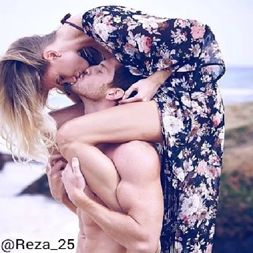 💋 Стикер «Love25» для Telegram